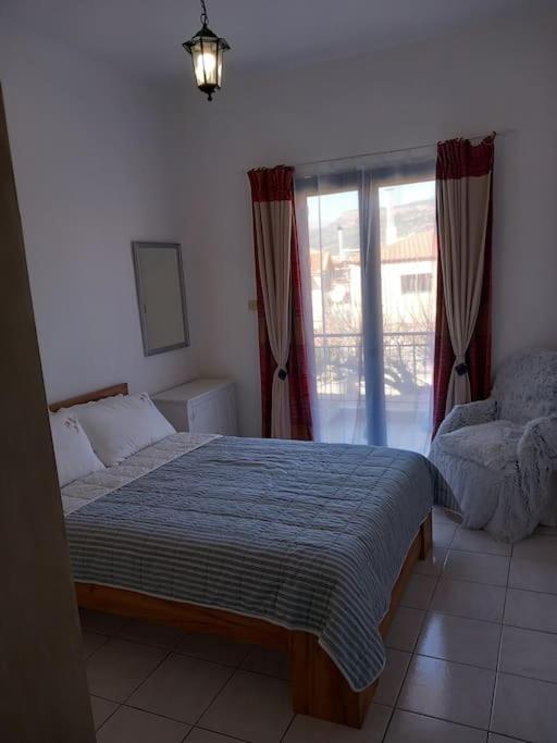 Stoupa Beachside Retro Apartment Екстериор снимка