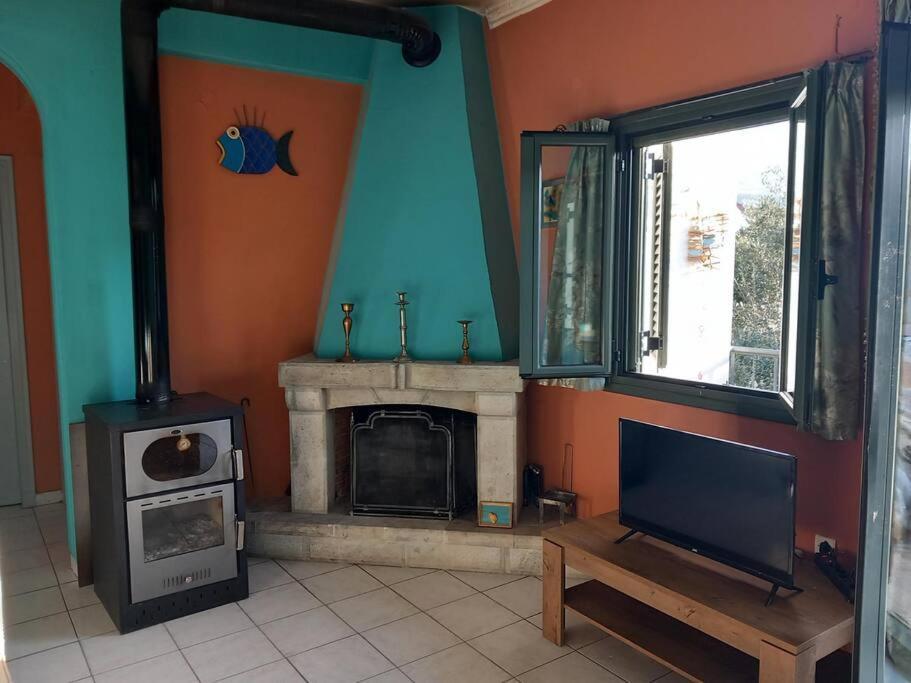 Stoupa Beachside Retro Apartment Екстериор снимка